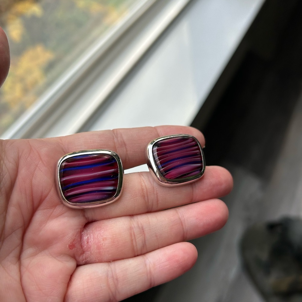 5/$100 vintage 1960 Striped Silver Cufflinks 💜